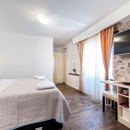 Apartments Palace Rialto Шибеник Номер фото
